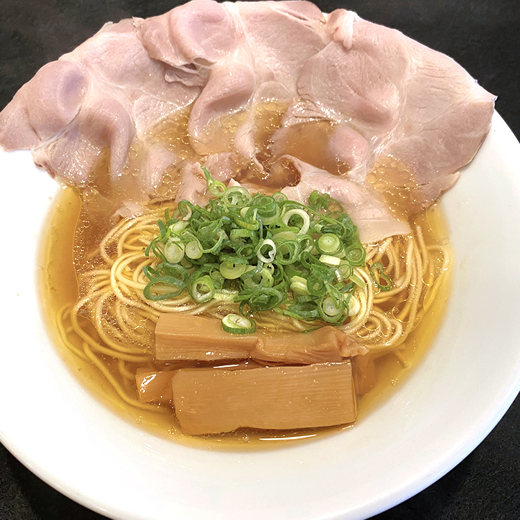 比内地鶏とはまぐりの極上醤油らぁめん