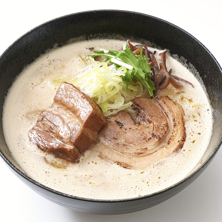 なにわの鶏白湯醤油 ～炙り角煮・大判チャーシューのせ～
