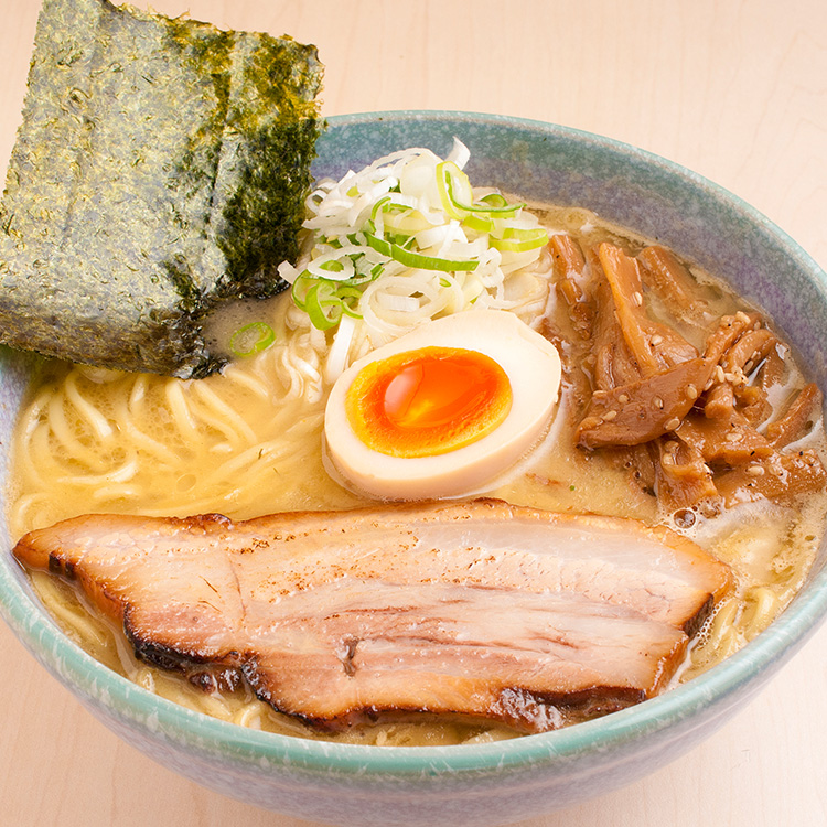 信州濃厚鶏白湯ラーメン